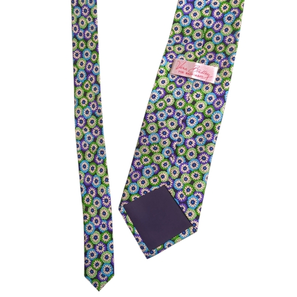 VERA BRADLEY Vintage Floral 100% Silk Tie New in Box - Picture 5 of 7
